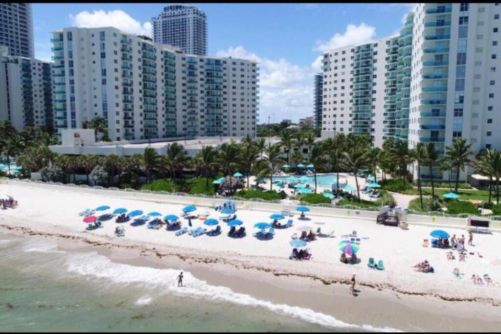 Lovely Apartment In The Beach- Tides Hollywood Extérieur photo